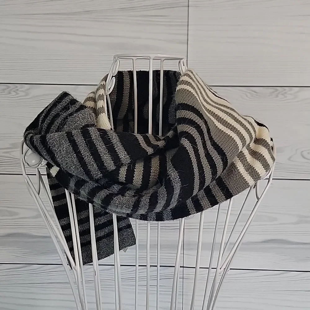 Scarf Striped Black and Gray In A Soft Acrylic Knit  Unbranded 60